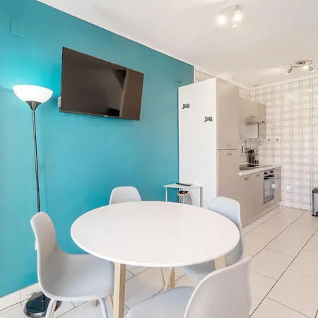 Welcs 144 Emp Con Piscina Comunitaria Daire